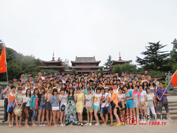 留下我們燦爛的笑容吧!