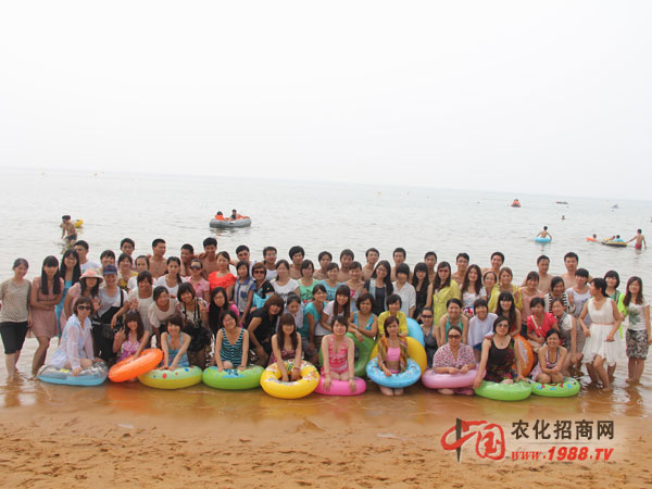 威海國(guó)際海濱浴場(chǎng)留影