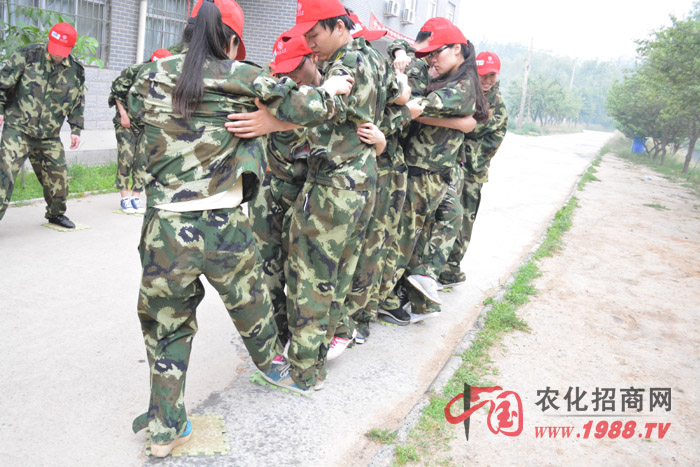 ͨ�^�M�Ɂ��R�d���Α������������҂�?c��)���?du��)ͻ����������y�r(sh��)���҂�Ҫ�������o