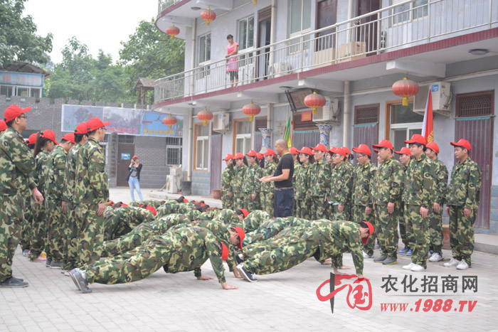 �ÈF(tu��n)�Y(ji��)���������ԳֵđB(t��i)���߳��x�͵ĵ�·