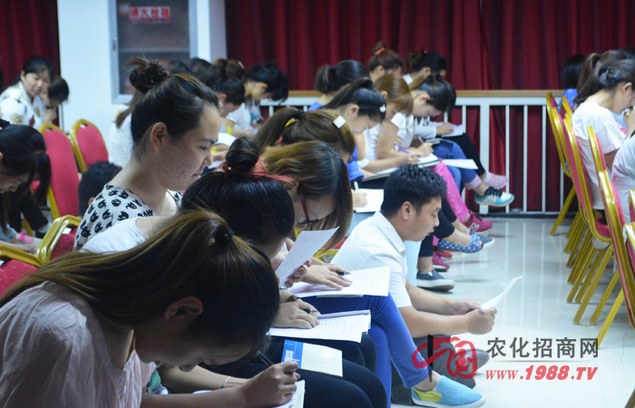 �ж�������һ�΄e�_������w�