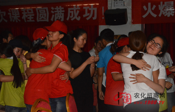   ���ڃ���һ���ĈF(tu��n)�(du��)������Ӗ(x��n)���I(y��ng)���_(k��i)���Ļ�������\(y��n)Ҳ�ܸм��܅����@����Ӗ(x��n)���mȻ������Ҳ�����^(gu��)��Ƶ���Ӗ(x��n)������ÿһ�ε���Ӗ(x��n)����(hu��)����(l��i)��һ�ӵĸ��X(ju��)�͸���