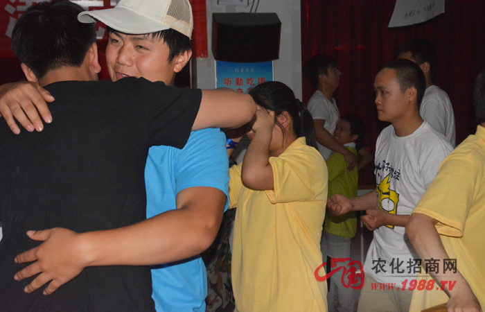 �𱬃������F���P�P����������֮·