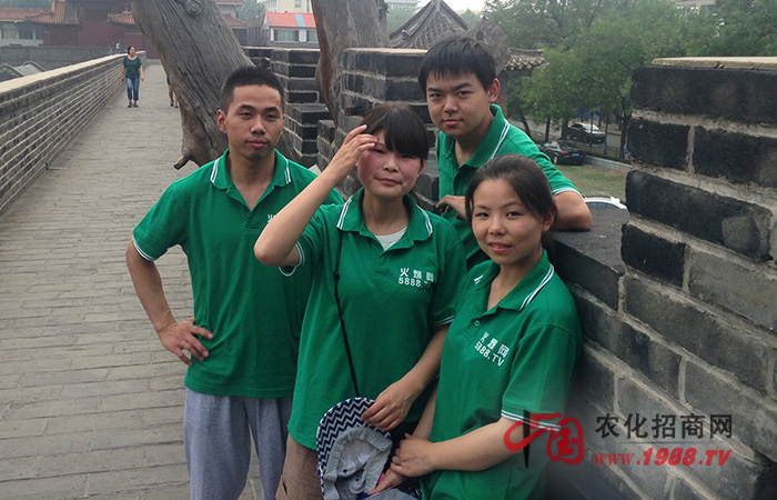 �_��·�L���˱�ɽ��