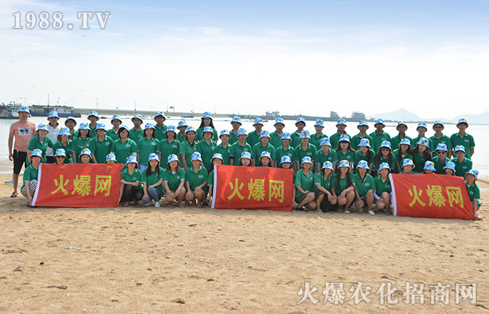 �B�Ƹ�֮�У����ĸ���ÿһ��ɳʯ���Ð۸�Ⱦ��߅��ÿһλ��