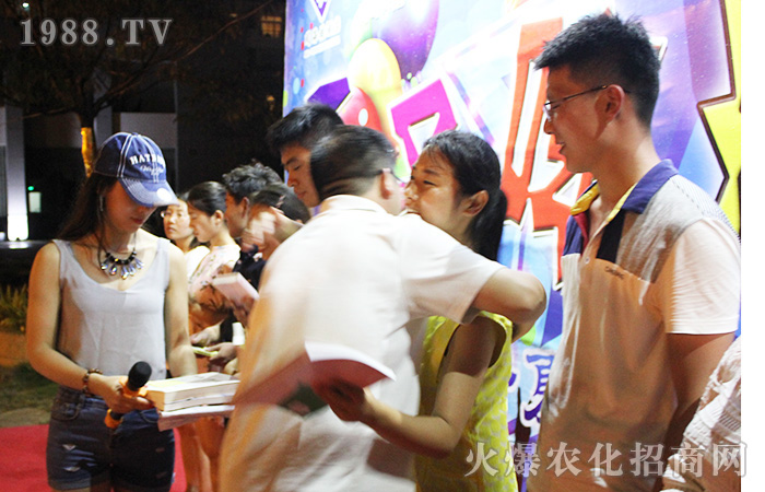 一次旅行,體會(huì)一種生活