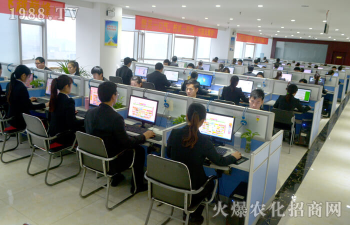 ������꣬�c��һ����L(zh��ng)