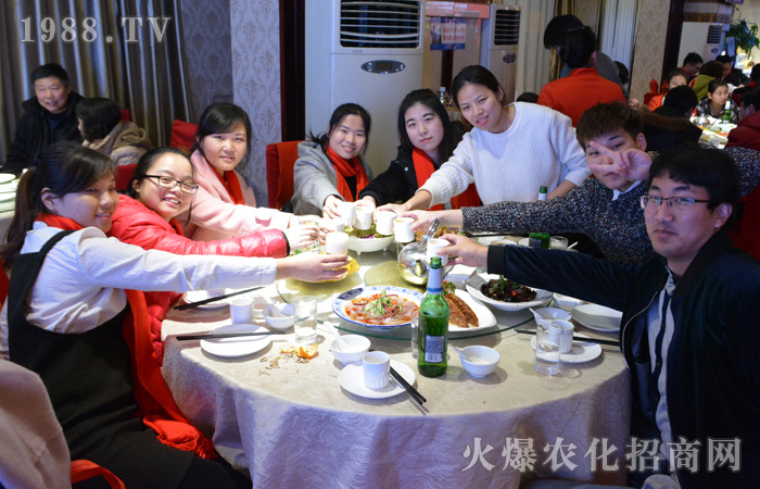 �ж��������҂�һ·ͬ��