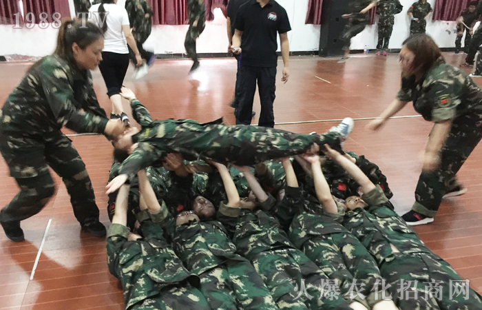 轉變觀念、端正態(tài)度,用心做好每一項工作!