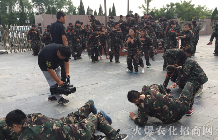 �����������س�����