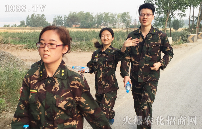 ���ĸ�������׃�Լ�