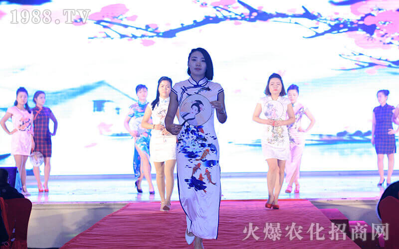 �ж��𱬣��c��ͬ��