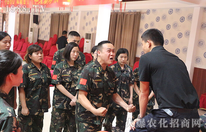 ���Լ����еĐ�ħ�����ܳ�Խ����