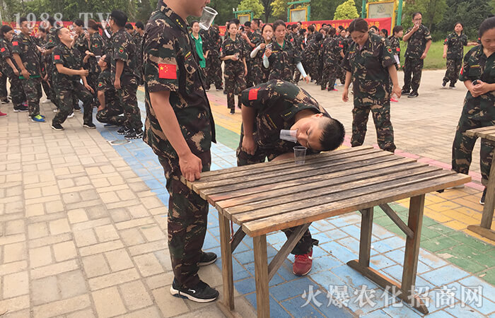 ��׃�Լ��������������ƵZǰ��