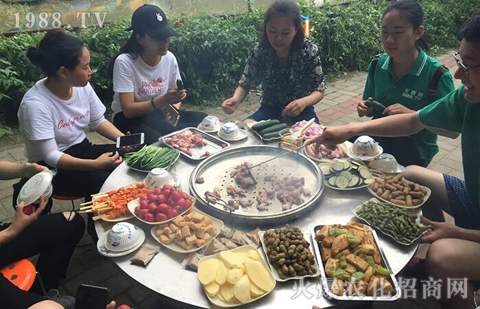 ������������ؓ(f��)�ഺ���y�ֲ��M(j��n)������ǰ����