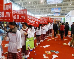 2013�Ͼ�ֲ���p���������r(n��ng)����Ӣ���F(xi��n)��ɫ