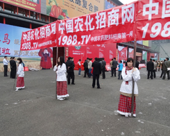 ��2014��ԭ���ϕ��r(n��ng)����΢Ц����