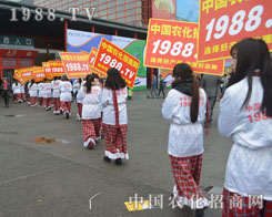 С���(y��ng)��2015���ݷ��ϕ�(hu��)�ܵ��˂���ϲ��(��i)