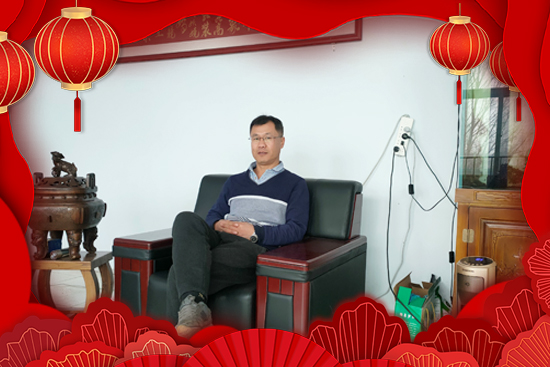 ���ڿ�����ø��ף���т�����옷�����w������ǰ�����\���������M��