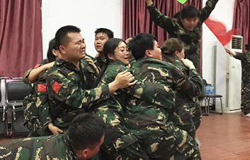 ֻ��ҧ����(ji��n)�֣��ŕ�(hu��)��ϣ����