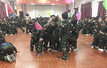 ��ͬ�ĉ�(m��ng)��׌�𱬼��˓��г���һ�е�������