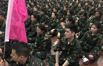 ��(j��ng)��(zh��ng)������������׌�����ϵĲ��߄�(d��ng)����