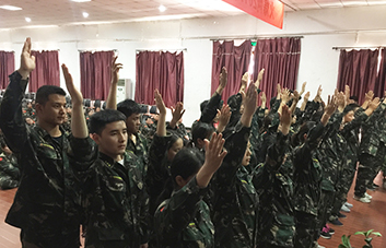 �e�ֱ�Q���I(l��ng)�����������F(xi��n)��(ch��ng)�W(xu��)�T��