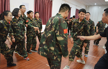 �A(y��ng)��·�ϣ���Ҫ���Լ���