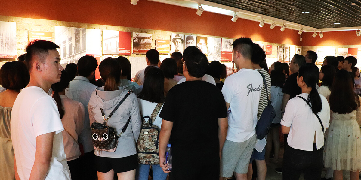 �����Ǟ��˸��õ�ǰ��������׷��(m��ng)������