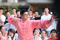 ��(qi��ng)�w�������������˶��\�����������𱬾�Ӣ��(n��i)�����!