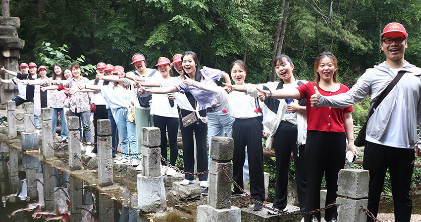 �𱬾W(w��ng)С��鴩Խ��·�����ƾ��Q���^�p�k��������@����(hu��)����