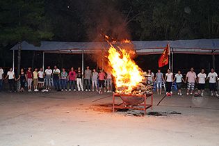 �������ף���𱬵������������